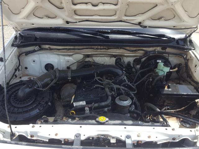 VIN: MR0FX22GX81011669 Auction: COPART OMAN Lot: 61519401 Location: HALBAN - THE SULTANATE OF OMAN MR0FX22GX81011669 TOYOTA PICK UP 2008 WHITE Photo 7