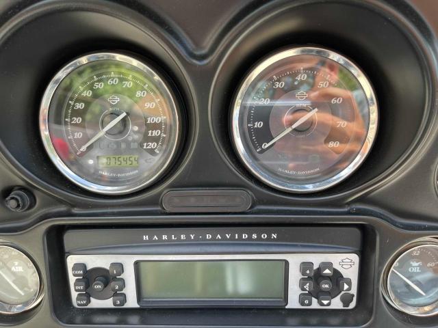 2011 HARLEY-DAVIDSON FLHTK 1HD1KEM15BB649135
