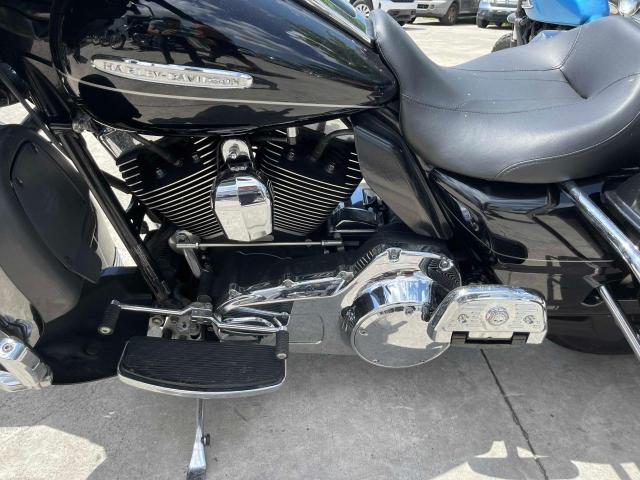 2011 HARLEY-DAVIDSON FLHTK 1HD1KEM15BB649135