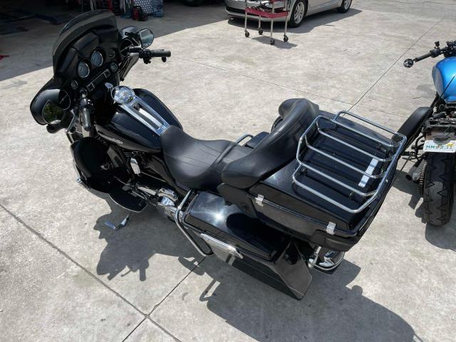 2011 HARLEY-DAVIDSON FLHTK 1HD1KEM15BB649135
