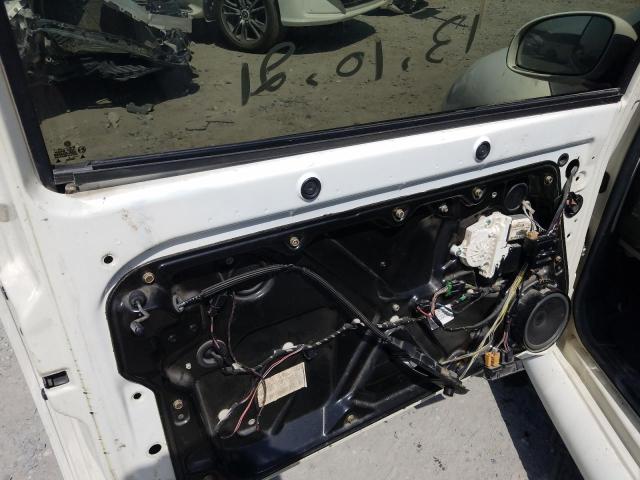 VIN: WVWZZZ9CZ4M515931 Auction: COPART UAE Lot: 61339551 Location: DUBAI INDUSTRIAL CITY - DUBAI WVWZZZ9CZ4M515931 VOLKSWAGEN BEETLE 2004 WHITE Photo 16