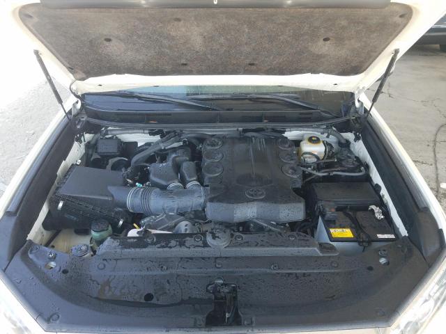 VIN: JTEBU3FJ8LK188852 Auction: COPART UAE Lot: 61335861 Location: DUBAI INDUSTRIAL CITY - DUBAI JTEBU3FJ8LK188852 TOYOTA PRADO 2020 WHITE Photo 7