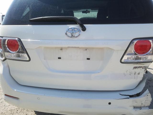 VIN: MHFYX59G2D8048476 Auction: COPART UAE Lot: 61694421 Location: DUBAI INDUSTRIAL CITY - DUBAI MHFYX59G2D8048476 TOYOTA FORTUNER 2013 WHITE Photo 12