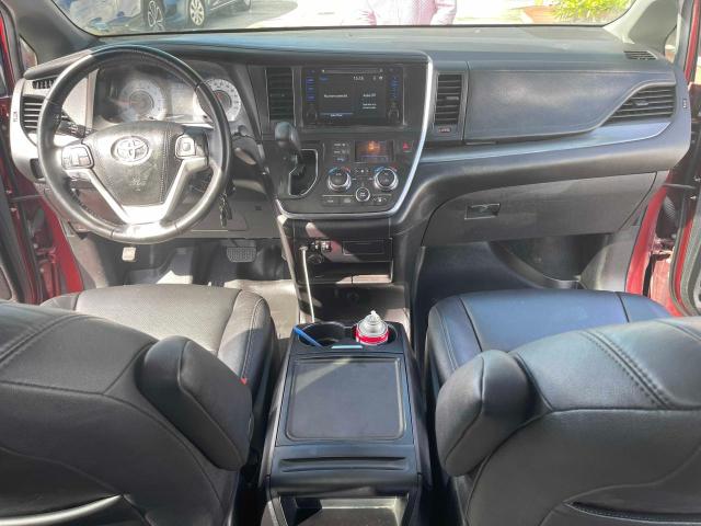 2017 TOYOTA SIENNA SE 5TDXZ3DC0HS834997