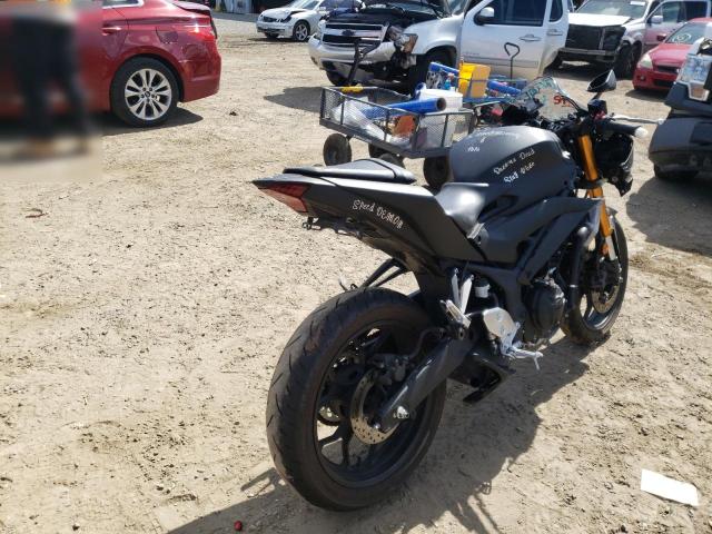 2019 YAMAHA YZFR3 MH3RH17Y7KK002256