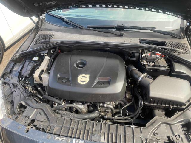 2015 VOLVO V60 PLATIN YV140MED2F1213078