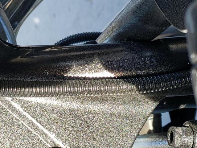 2010 HARLEY-DAVIDSON FLHX 1HD1KB412AB623069