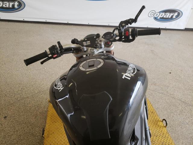 2011 TRIUMPH MOTORCYCLE SPEED TRIP SMTN01PK7BJ492897