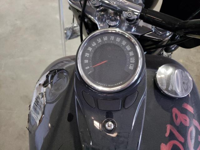 2019 HARLEY-DAVIDSON FLHCS 1HD1YBK25KB041690