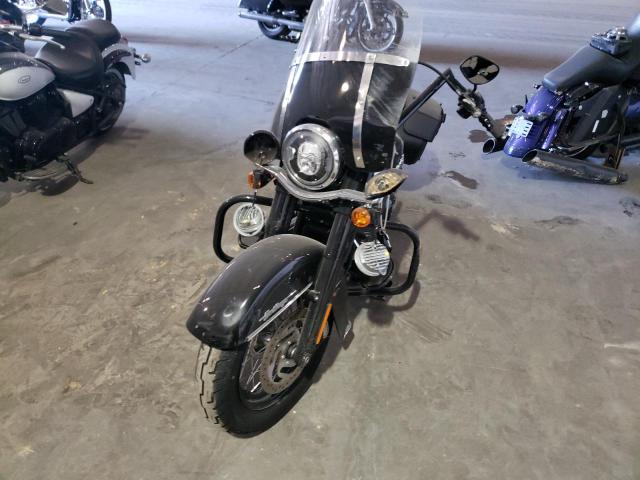 2019 HARLEY-DAVIDSON FLHCS 1HD1YBK25KB041690