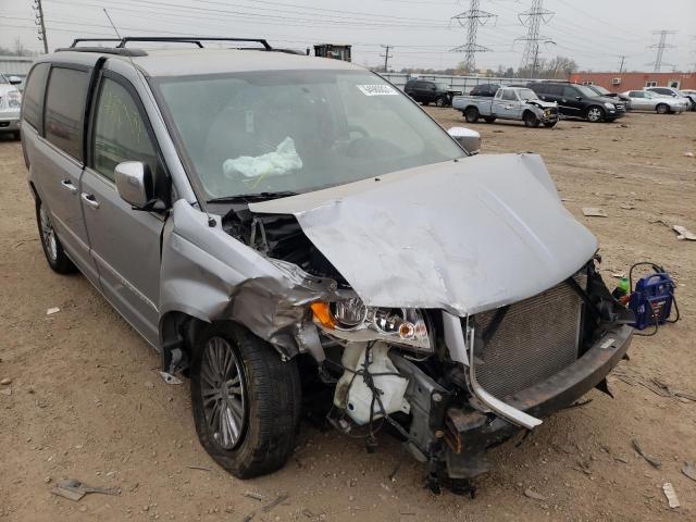 Salvage cars for sale from Copart Elgin, IL: 2013 Chrysler Town & Country