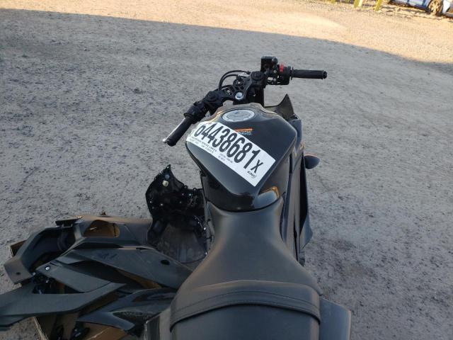 2021 YAMAHA YZFR3 A MH3RH18Y5MK006114