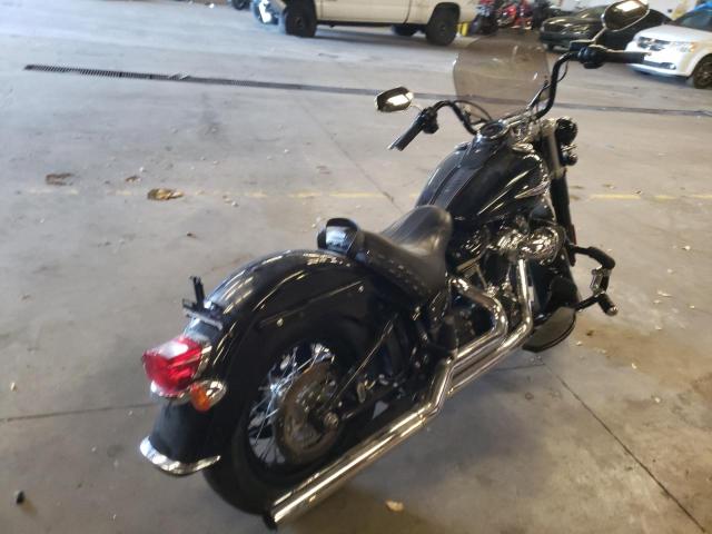 2019 HARLEY-DAVIDSON FLHC 1HD1YAJ10KC011302