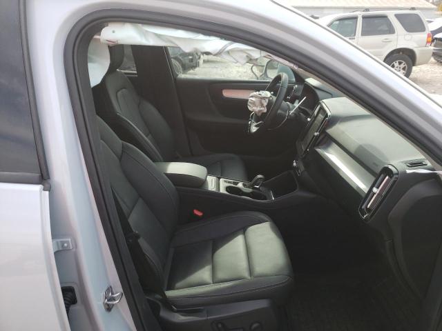 2021 VOLVO XC40 T5 MO YV4162UK4M2606824