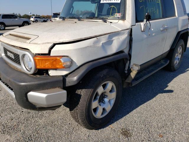 2010 TOYOTA FJ CRUISER JTEBU4BF0AK092704