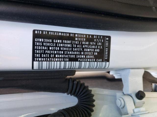 2016 VOLKSWAGEN BEETLE SE 3VWH07AT5GM605186