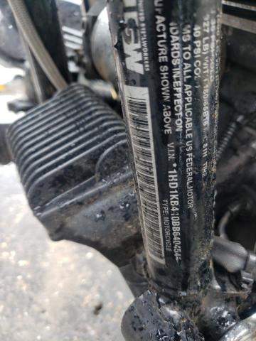 2011 HARLEY-DAVIDSON FLHX 1HD1KB410BB640454