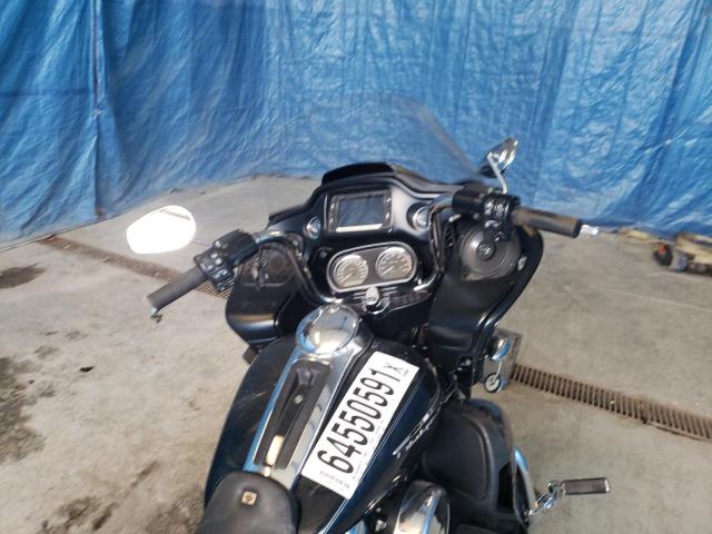 2017 HARLEY-DAVIDSON FLTRU 1HD1KGD16HB660794