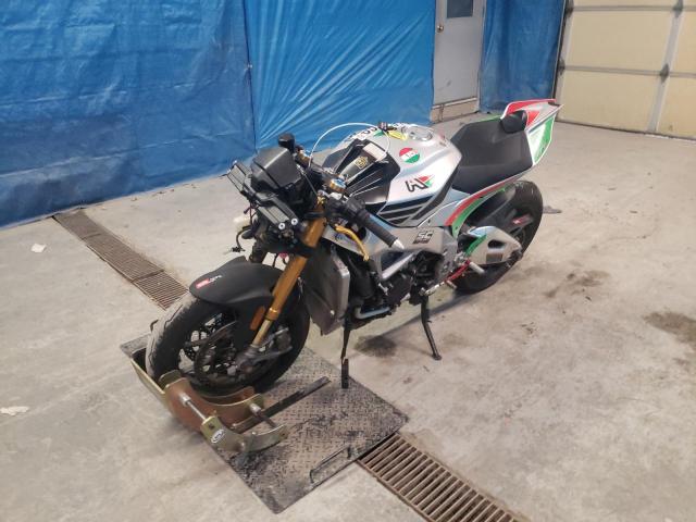 2018 APRILIA RSV4 ZD4KEU002JS001470