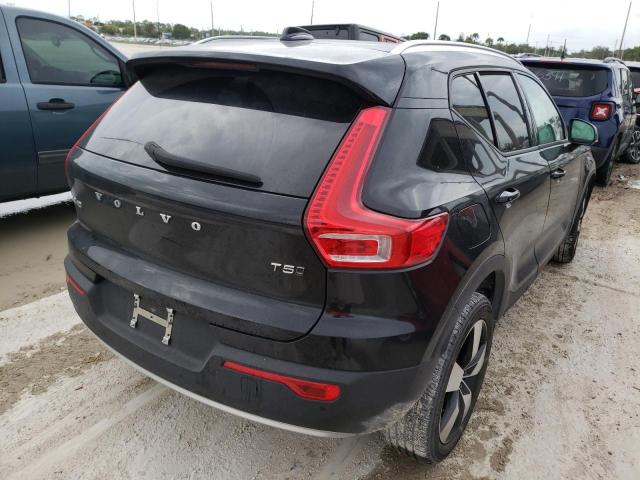 2019 VOLVO XC40 T5 MO YV4162UK5K2131407