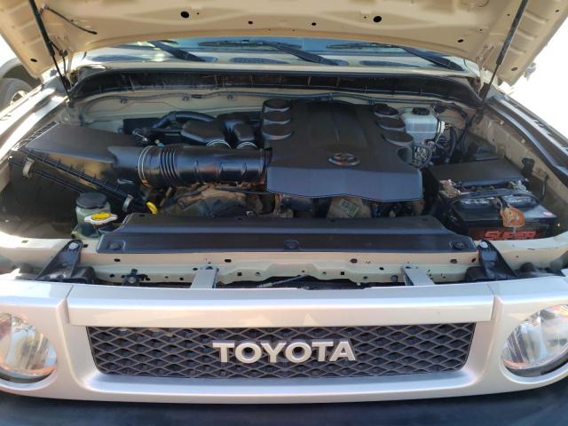 2011 TOYOTA FJ CRUISER JTEBU4BFXBK104570