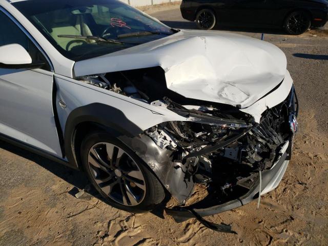 2018 BUICK REGAL TOUR W04GU8SXXJ1173140
