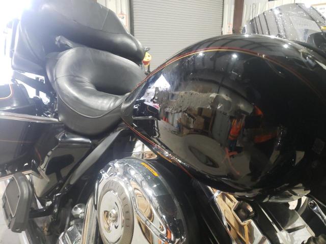2009 HARLEY-DAVIDSON FLHTCU 1HD1FL4149Y621651