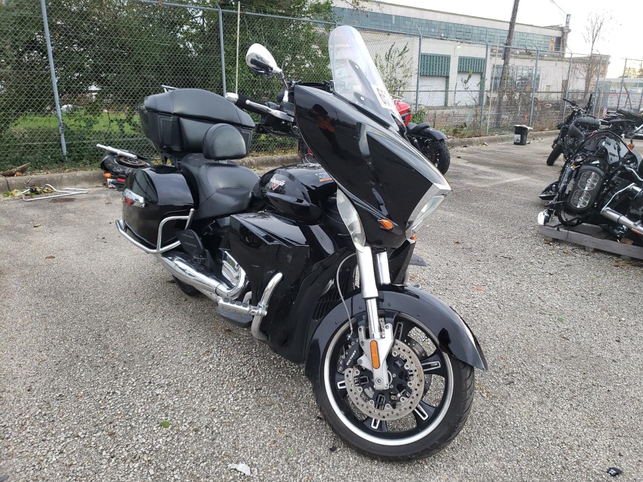 2016 Victory Motorcycles Cross Country Tour for Sale in Moraine, OH - Side