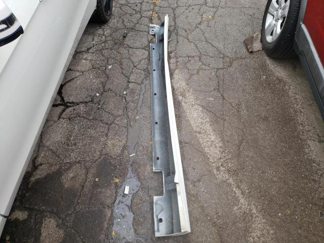 2010 MERCEDES-BENZ E 550 4MAT WDDHF9AB8AA230909