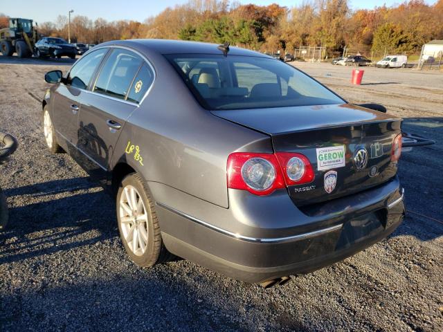 2010 VOLKSWAGEN PASSAT KOM WVWJK7AN9AE068027