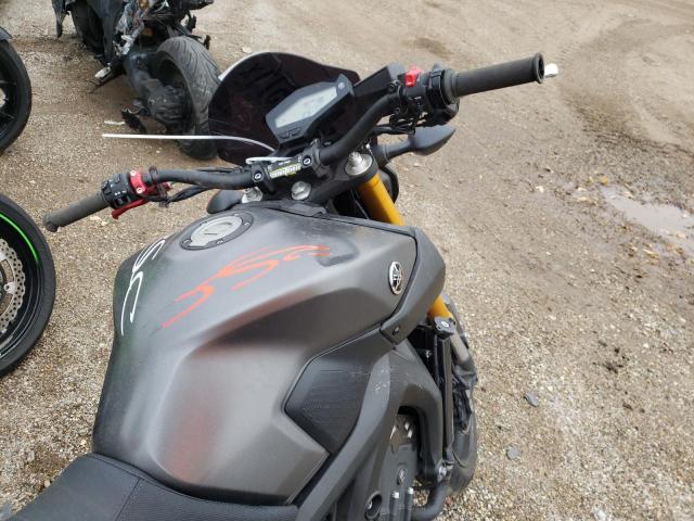 2015 YAMAHA FZ09 JYARN33E8FA008105