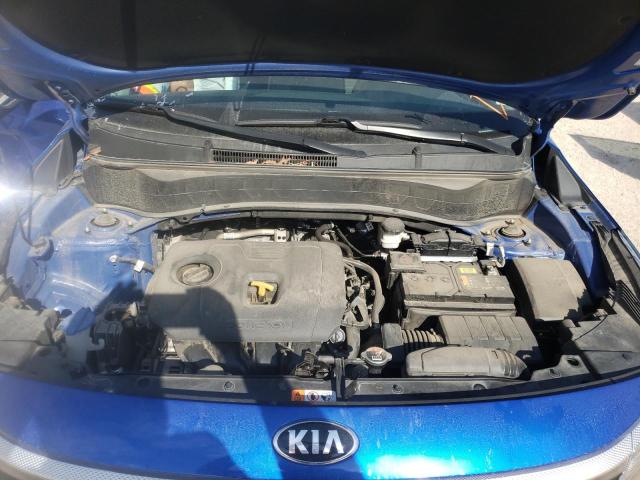 2021 KIA SELTOS S KNDEUCAA8M7048538