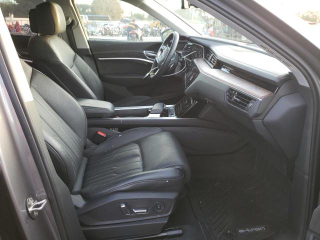 2019 AUDI E-TRON PRE WA1VABGE4KB022620