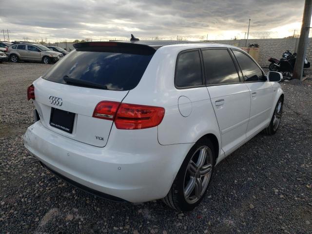 2011 AUDI A3 WAUKJBFMXBA029110