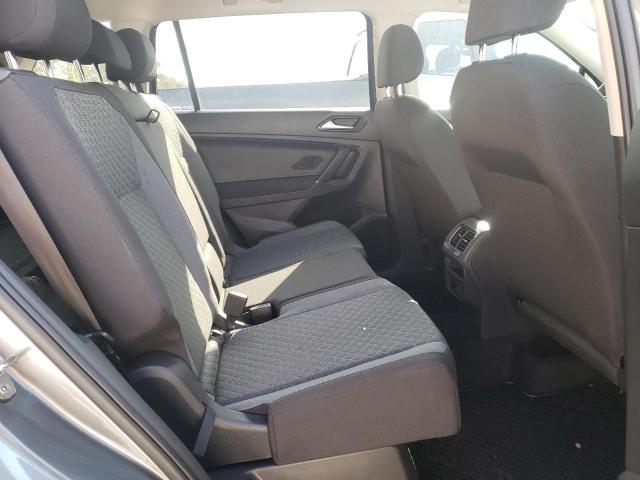 2018 VOLKSWAGEN TIGUAN 3VV1B7AX9JM073001