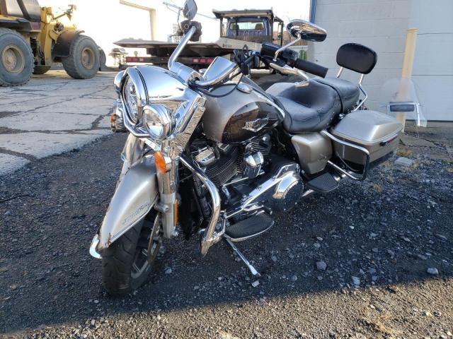 2018 HARLEY-DAVIDSON FLHR ROAD 1HD1FBC13JB623751