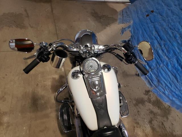 2014 HARLEY-DAVIDSON FLD SWITCH 1HD1GZM14EC327867
