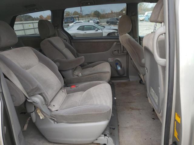 2010 TOYOTA SIENNA CE 5TDKK4CC9AS333604