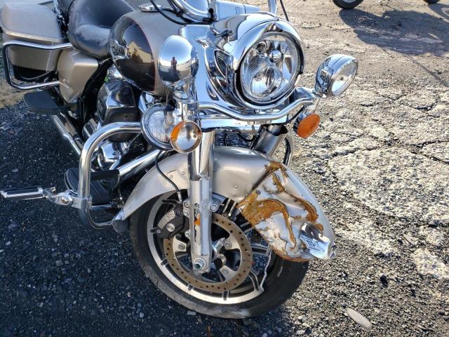 2018 HARLEY-DAVIDSON FLHR ROAD 1HD1FBC13JB623751