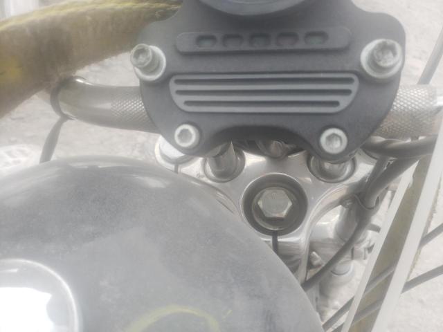 2000 HARLEY-DAVIDSON XL883 1HD4CAM13YK119595