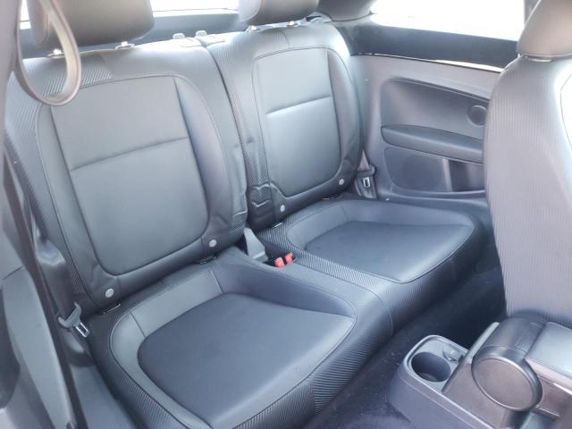 2016 VOLKSWAGEN BEETLE SE 3VWJ07AT4GM635426