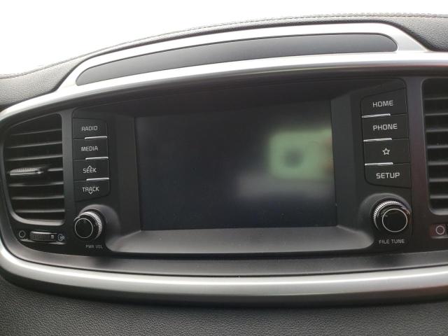 VIN: 5XYPG4A58LG631587 Auction: COPART Lot: 66100451 Location: KS - KANSAS CITY 5XYPG4A58LG631587 KIA SORENTO 2020 BLUE Photo 9