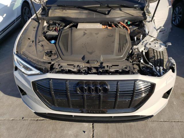 2021 AUDI E-TRON PRE WA1LAAGE8MB010880