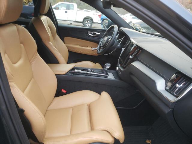 2018 VOLVO XC60 T6 IN YV4A22RLXJ1045088