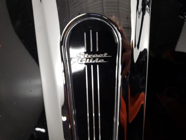 2019 HARLEY-DAVIDSON FLHX 1HD1KBC16KB667692