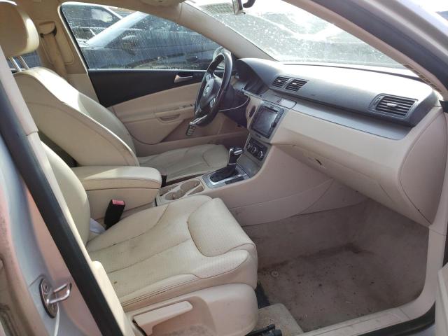2010 VOLKSWAGEN PASSAT KOM WVWJK7AN2AE139326