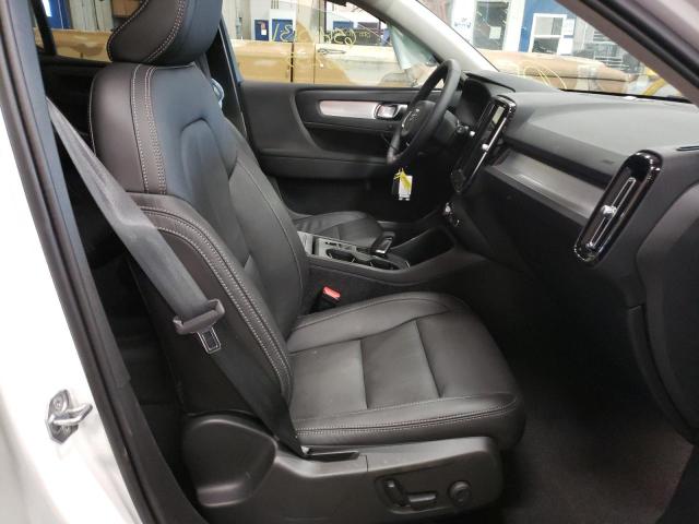 2021 VOLVO XC40 T5 MO YV4162UK8M2557837