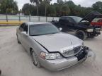 2003 LINCOLN  TOWN CAR