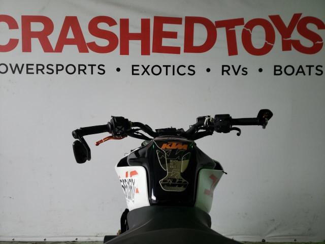 2019 KTM 390 DUKE MD2JPJ407KC216522