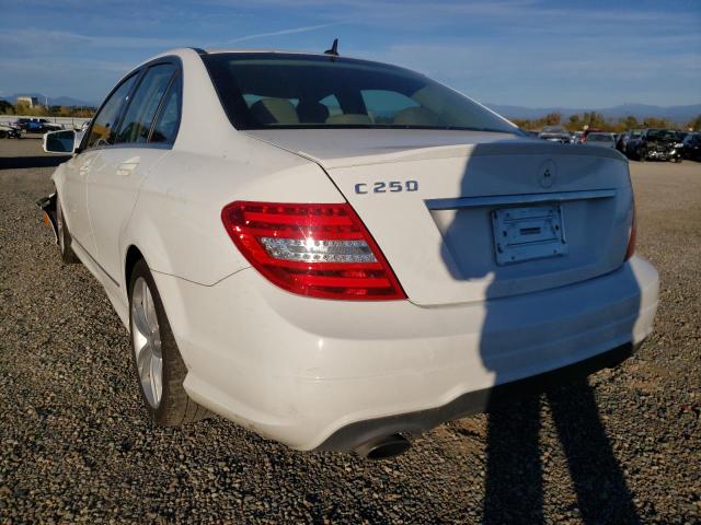 2014 MERCEDES-BENZ C 250 WDDGF4HB5ER315606